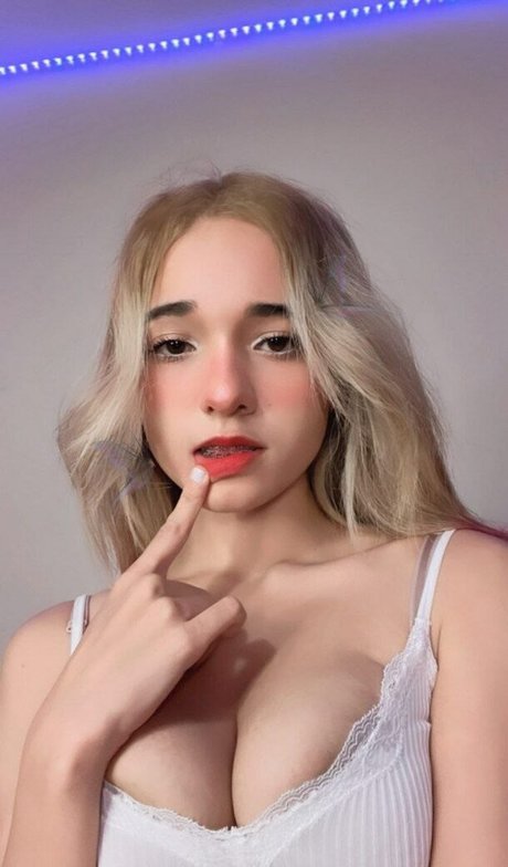 Photo nue de fuite OnlyFans de Amiisita