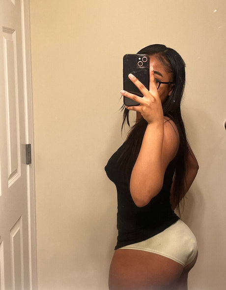 Photo nue de fuite OnlyFans de Kayyoniii
