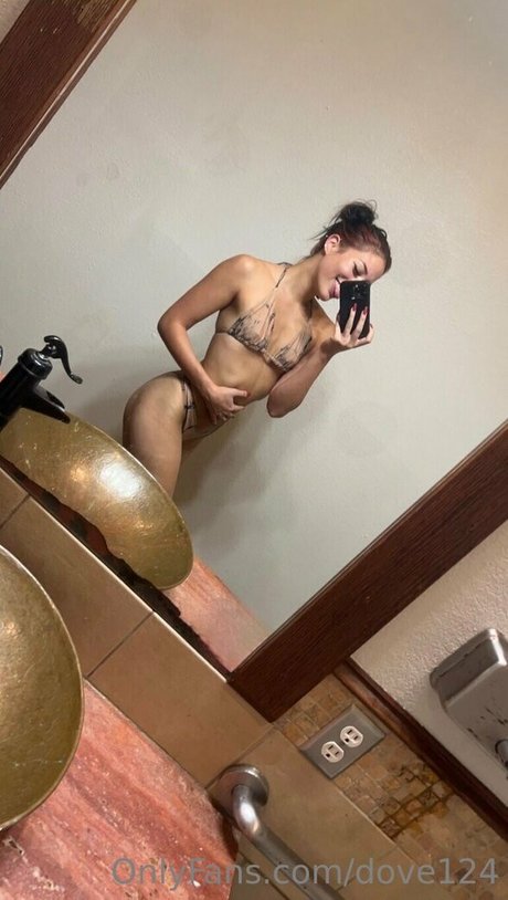 Photo nue de fuite OnlyFans de Dove124