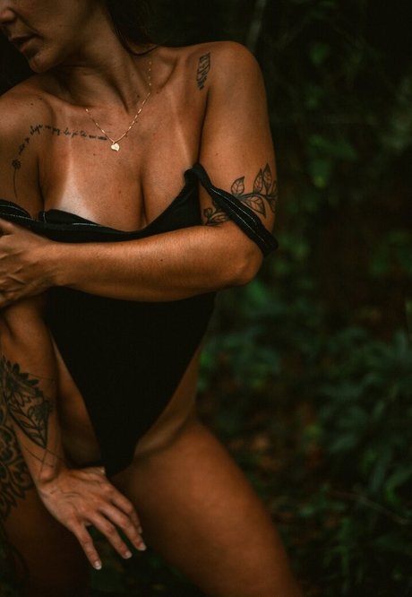 Photo nue de fuite OnlyFans de Ana E