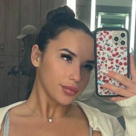 Leilah Skys