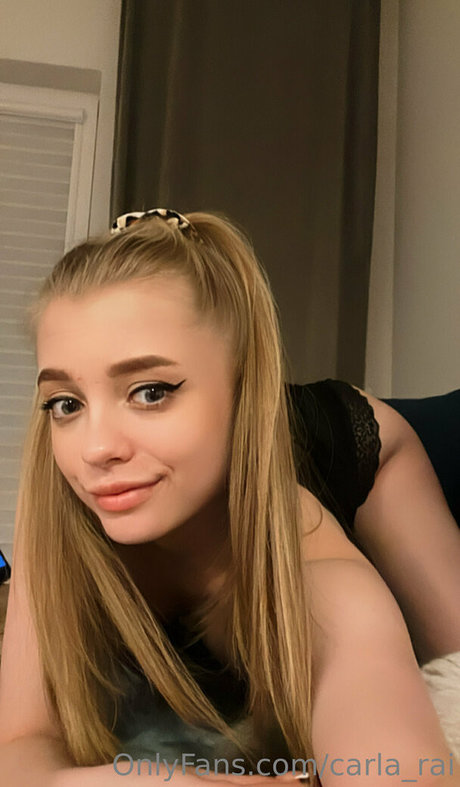 Photo nue de fuite OnlyFans de Carlarai
