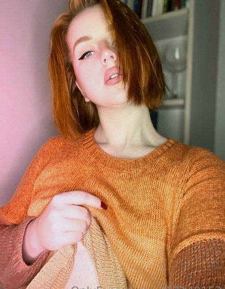 Photo nue de fuite OnlyFans de Sarahholland