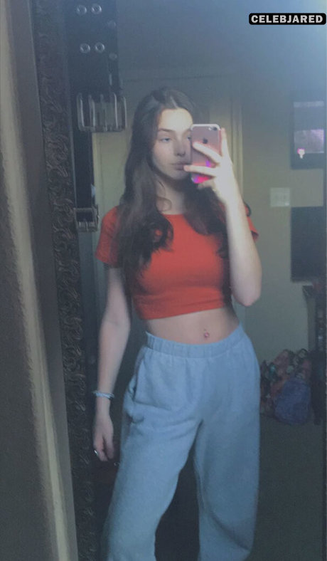 Photo nue de fuite OnlyFans de Savannah Colver