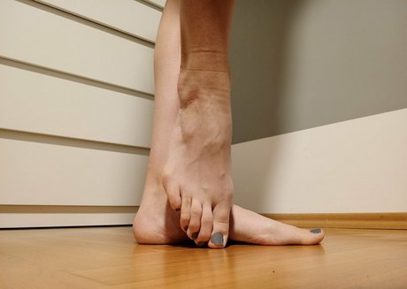 Photo nue de fuite OnlyFans de Tallgirlwithfeets