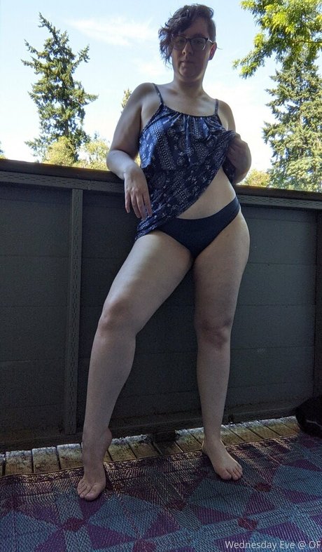 Photo nue de fuite OnlyFans de Wednesdayevefree