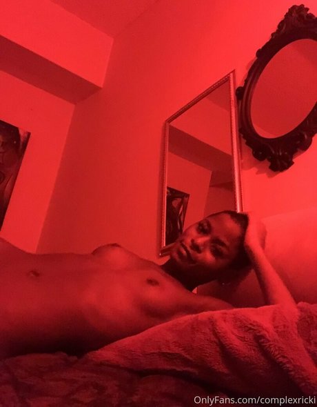 Photo nue de fuite OnlyFans de Complexricki