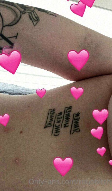 Photo nue de fuite OnlyFans de Hiitsivyyy