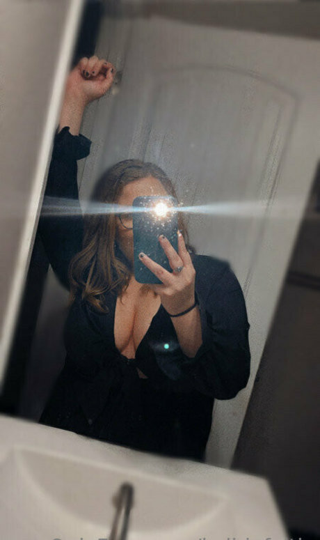 Photo nue de fuite OnlyFans de Kolbiefaith