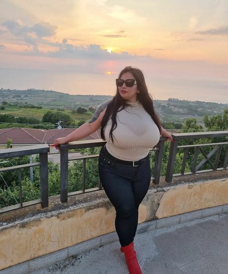 Photo nue de fuite OnlyFans de Naty Mari