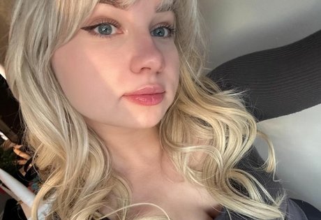 Photo nue de fuite OnlyFans de Sagemommy
