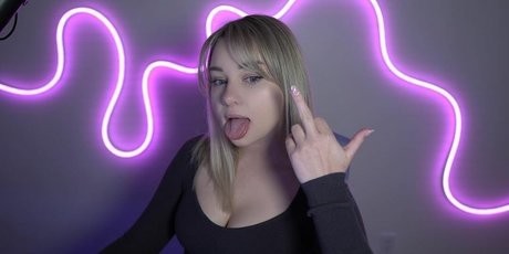 Photo nue de fuite OnlyFans de Sagemommy