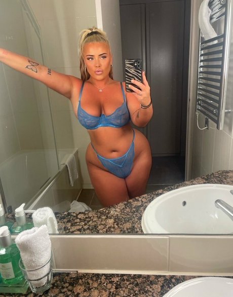 Photo nue de fuite OnlyFans de Libby Stokes