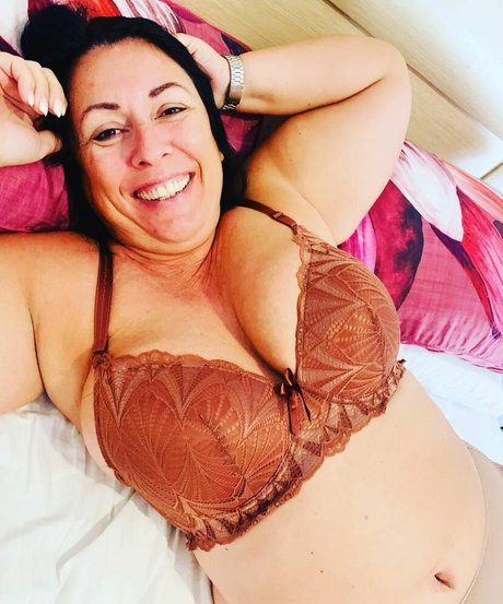 Photo nue de fuite OnlyFans de Lucy May