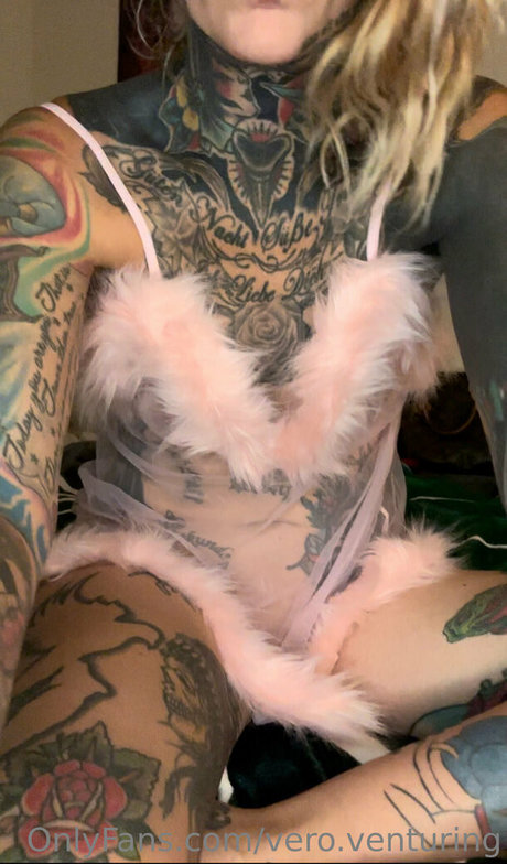 Photo nue de fuite OnlyFans de Vero Venturing