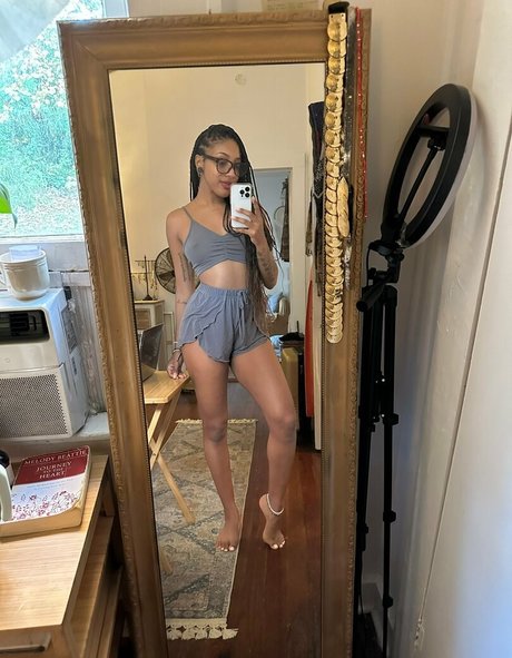 Juice Box Bri