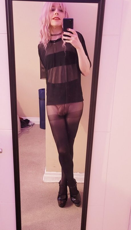 Photo nue de fuite OnlyFans de Softcore