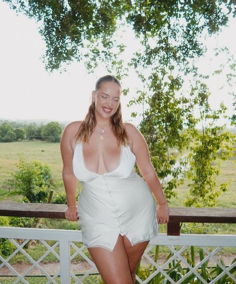Joann Van Den Herik