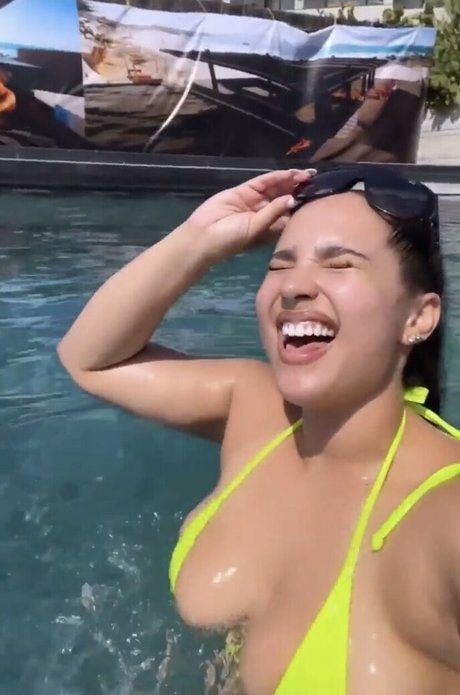 Photo nue de fuite OnlyFans de Demetria Obilor