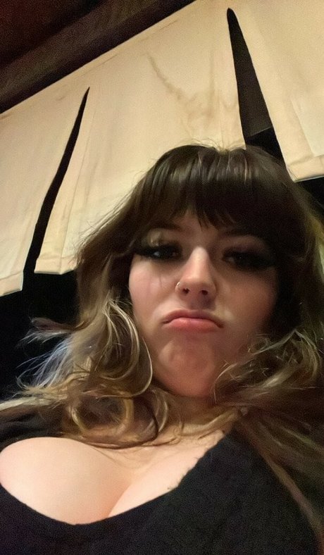 Photo nue de fuite OnlyFans de Waluiguigui
