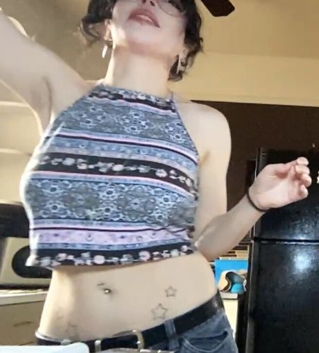Photo nue de fuite OnlyFans de Flodaasmr