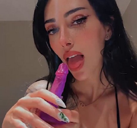 Rose Zara