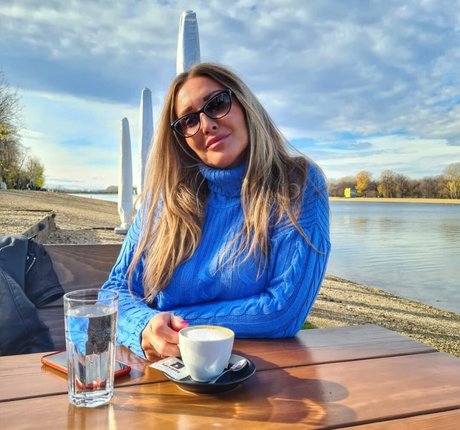 Vesna Justwoman42