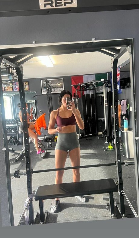 Photo nue de fuite OnlyFans de Indi Hartwell