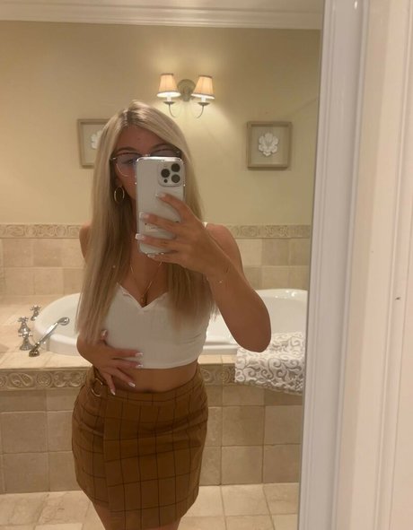 Photo nue de fuite OnlyFans de Lyndalessandro