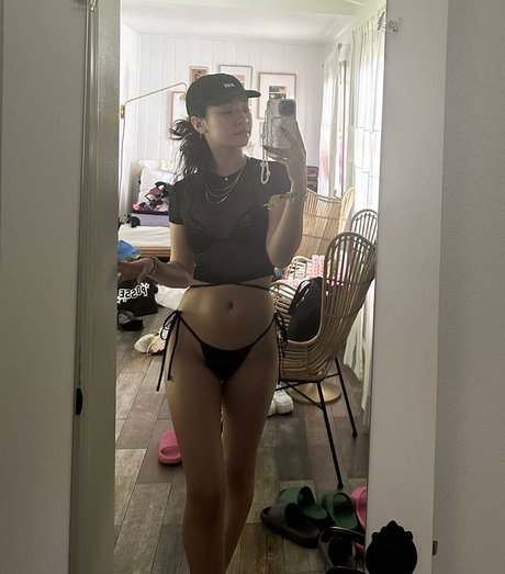 Minnie Mills