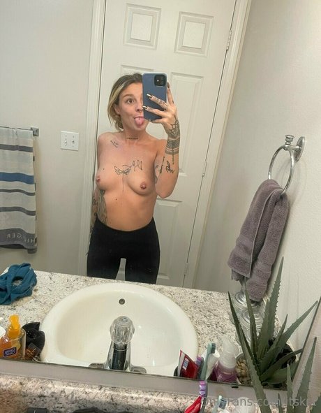 Photo nue de fuite OnlyFans de Itskst