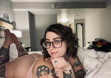 Photo nue de fuite OnlyFans de Stepstool Sarah