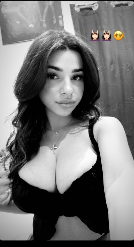 Photo nue de fuite OnlyFans de Alexajiana