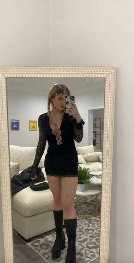 Bailey Rose