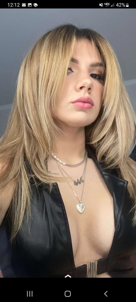 Bailey Rose