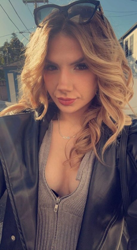 Bailey Rose