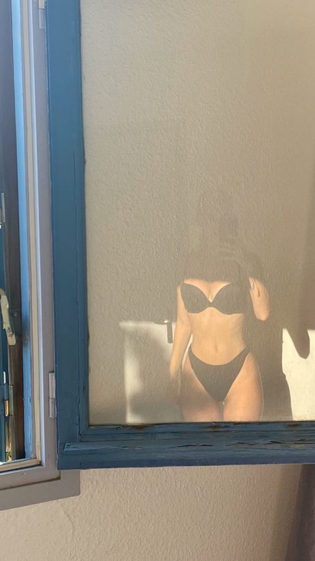 Photo nue de fuite OnlyFans de Indy Mende