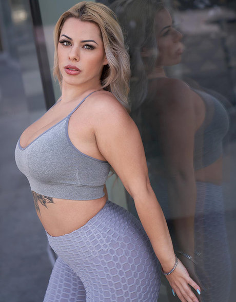 Photo nue de fuite OnlyFans de Katrynna