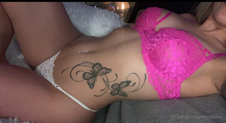 Photo nue de fuite OnlyFans de Smoksho