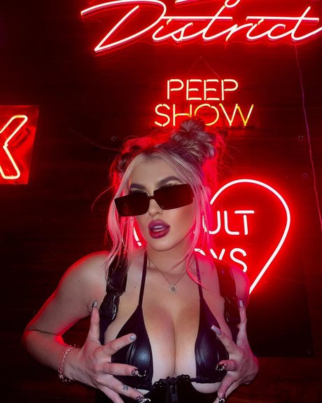 Photo nue de fuite OnlyFans de Jelly Vital