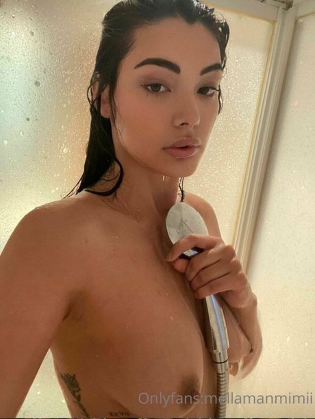 Photo nue de fuite OnlyFans de Mellamanmimii