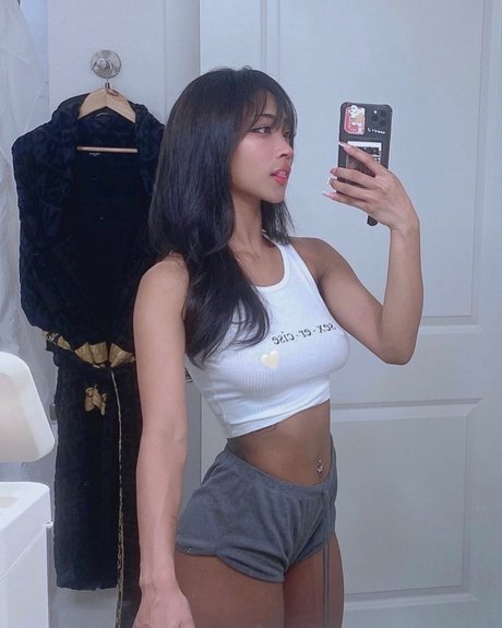 Photo nue de fuite OnlyFans de Stan Sumalee