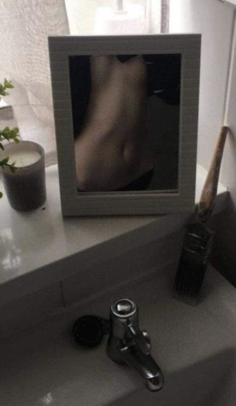 Photo nue de fuite OnlyFans de Bat Brookes