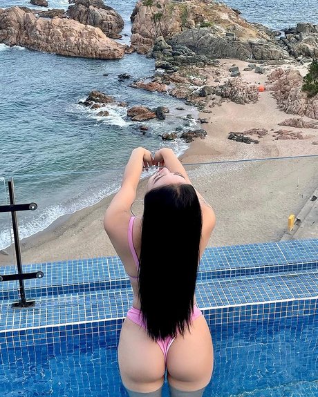 Photo nue de fuite OnlyFans de Mingouo