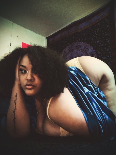 Photo nue de fuite OnlyFans de Littyliya