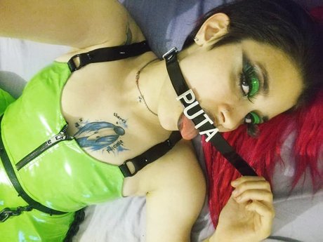 Photo nue de fuite OnlyFans de Niniah Wolfy