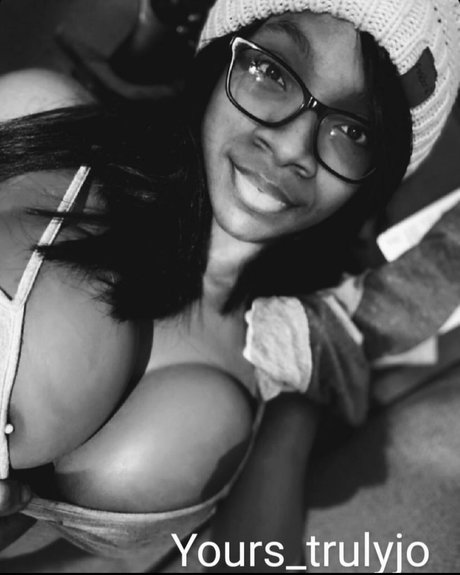 Photo nue de fuite OnlyFans de Yours Truly