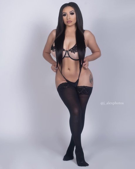 Photo nue de fuite OnlyFans de Irene Maddux