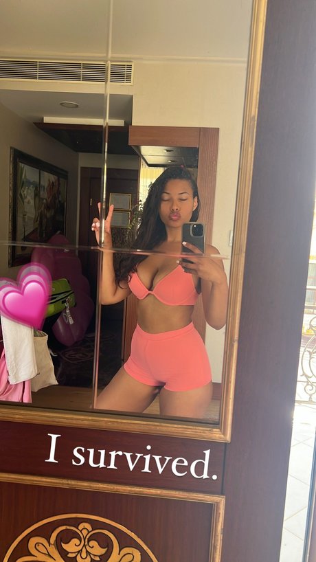Photo nue de fuite OnlyFans de Steph Esther