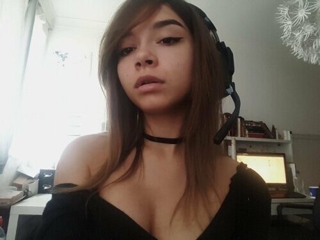 Photo nue de fuite OnlyFans de Csillabu